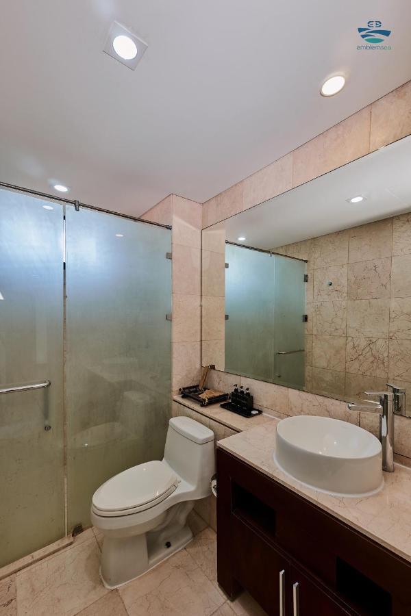 Emblem Sea 4 Bedroom Villas Дананг Екстер'єр фото