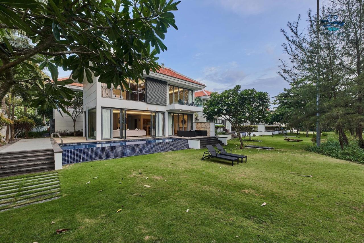 Emblem Sea 4 Bedroom Villas Дананг Екстер'єр фото