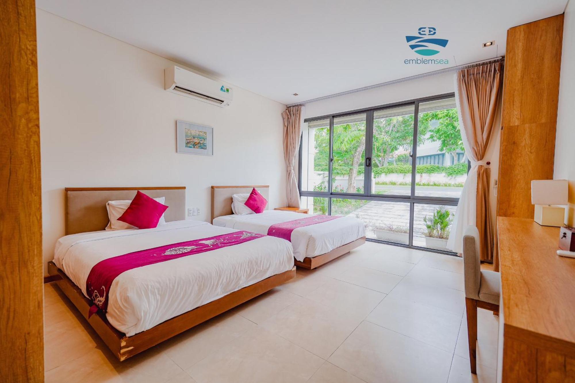 Emblem Sea 4 Bedroom Villas Дананг Екстер'єр фото