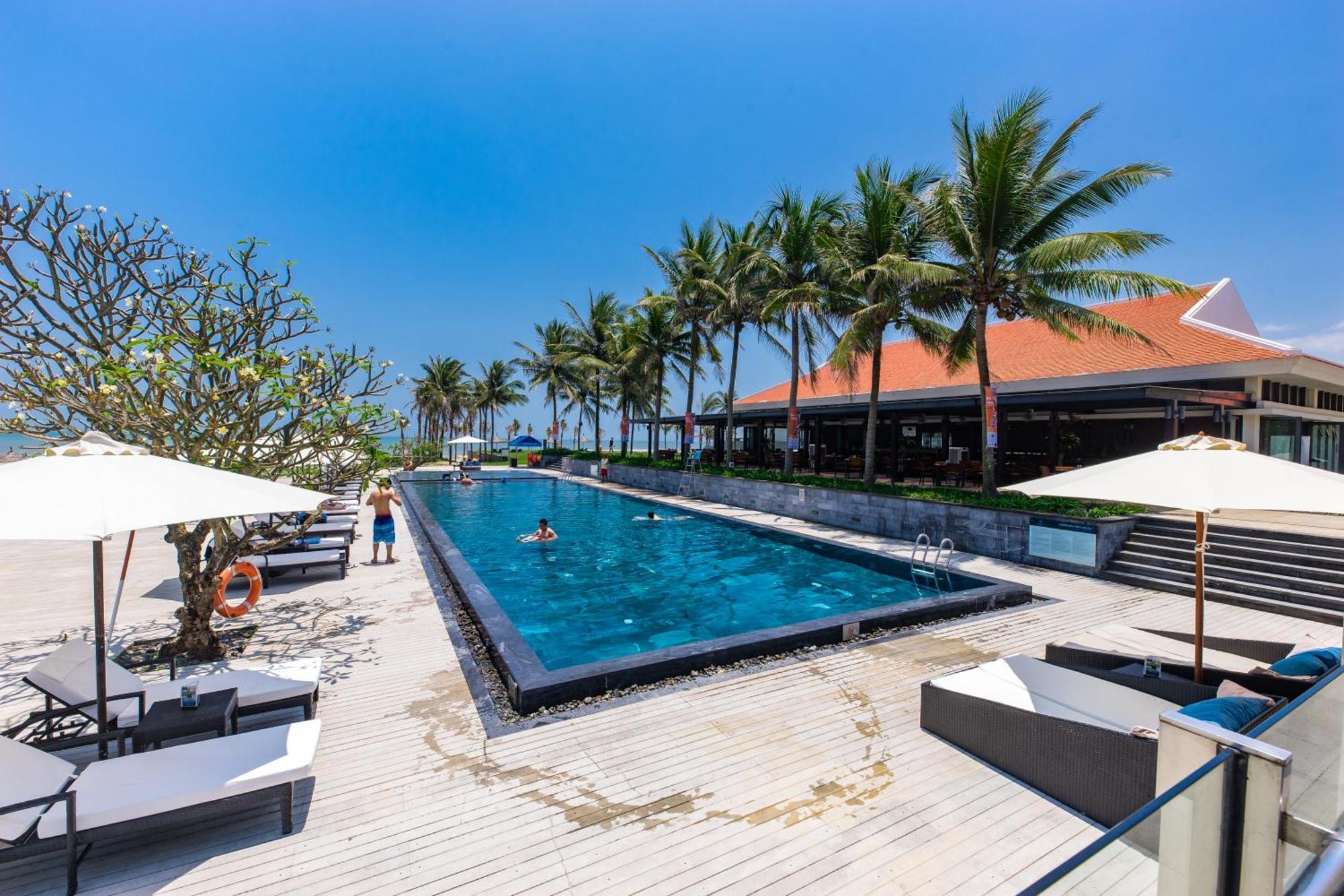 Emblem Sea 4 Bedroom Villas Дананг Екстер'єр фото